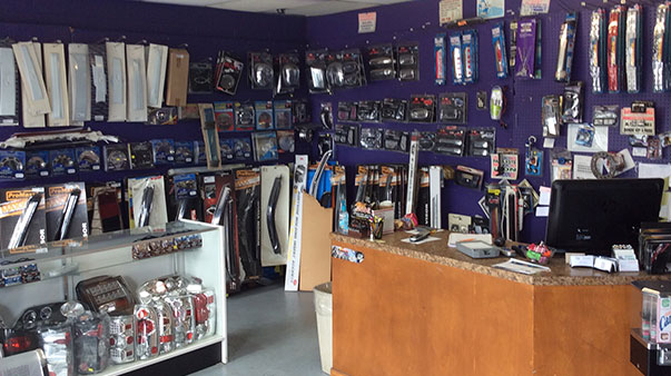 Lalo's Custom wheels show room